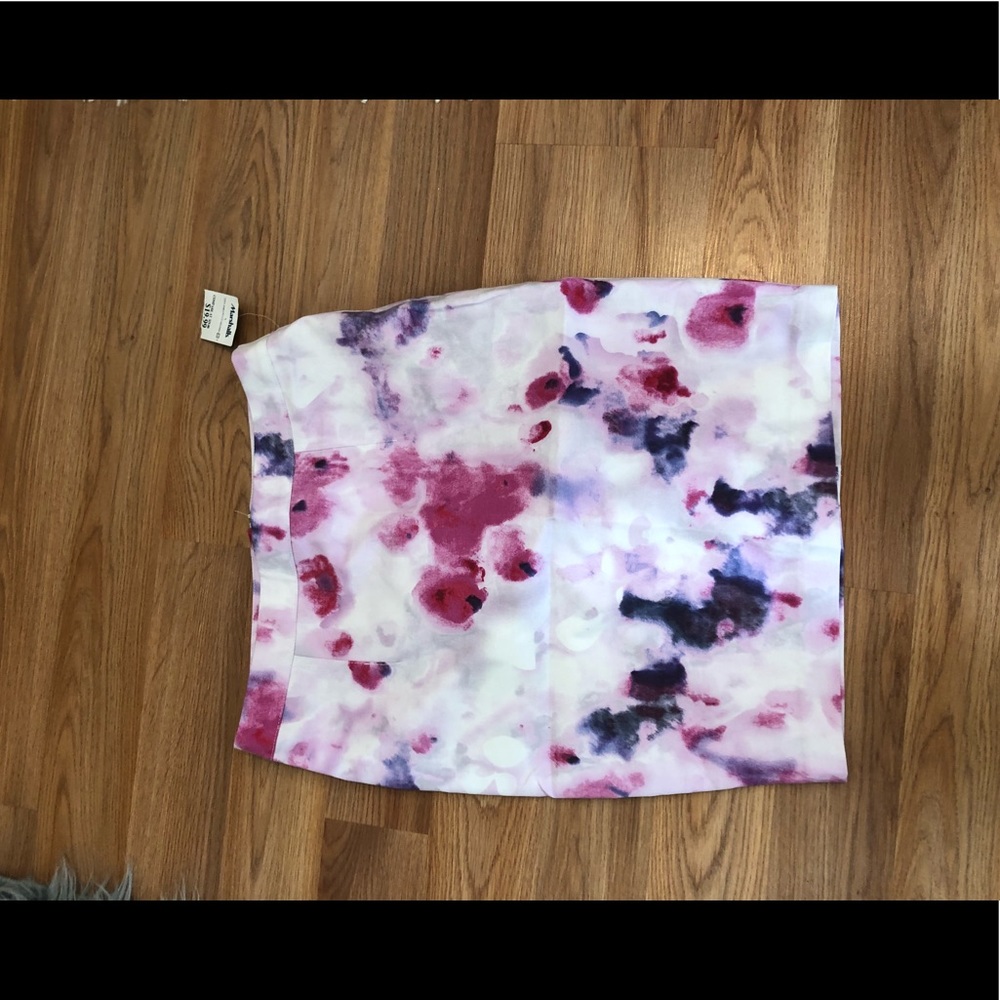 Pencil skirt